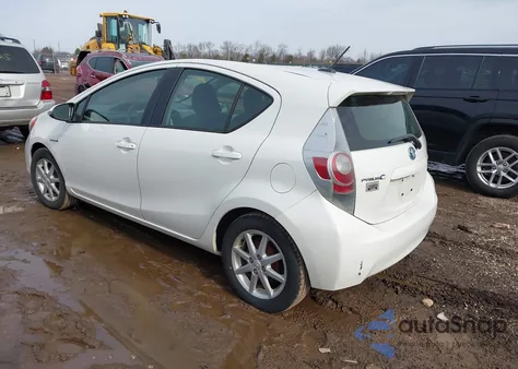 2012 Toyota Prius C Three z USA, uszkodzony, nr VIN JTDKDTB37C1509863